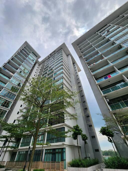 2-4 Pax Spacious Living @ Mount Austin, Jb #02 Johor Bahru Zewnętrze zdjęcie
