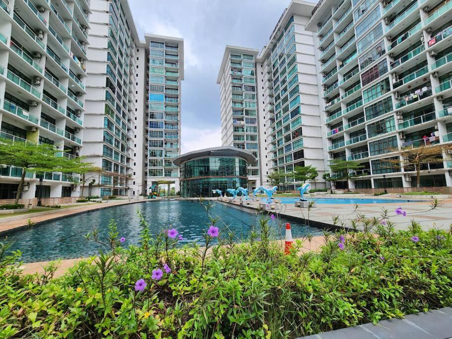 2-4 Pax Spacious Living @ Mount Austin, Jb #02 Johor Bahru Zewnętrze zdjęcie